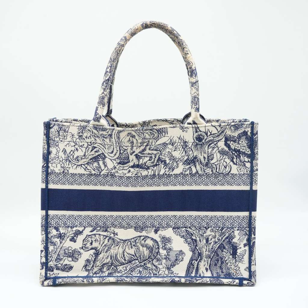 Dior Medium Dior Book Tote Blue and Ecru Toile de Jouy Reverse Embroidery Blue Cotton Fair - Inside View