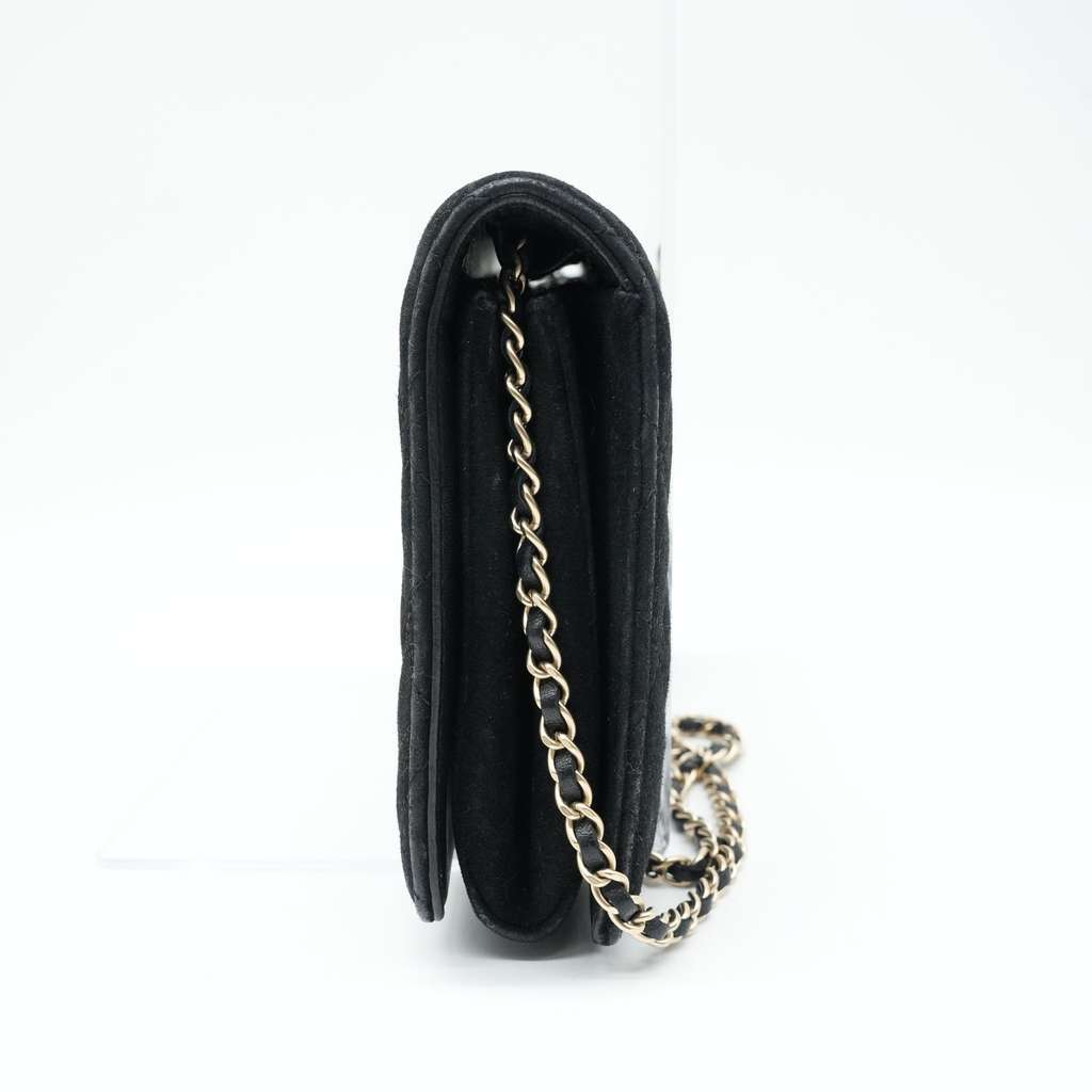Champion Velvet Pearl & Rhinestone CC Logo 19789951 Black Velvet Fair - Box View