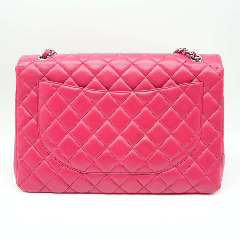 Chanel Maxi Classic Single Flap Pink Lambskin 13089787 Pink Fair - Model View