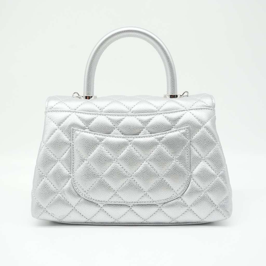Chanel Coco Handle Flap Mini Metallic Caviar Quilted Silver Silver Leather Good - Inside View