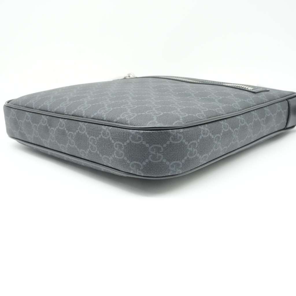 Gucci GG Black Small Messenger Bag Grey Canvas Very good - Box View