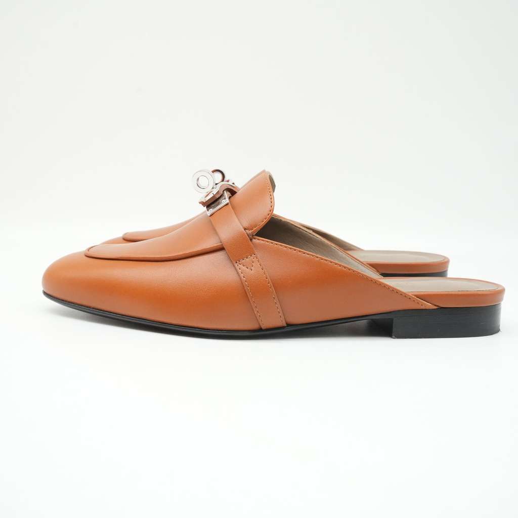 Hermès Women's Loafers Brown Size 36 DB/BO Brown Leather Fair condition - Model View