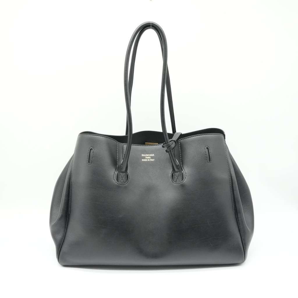 Balenciaga Bel Air Black Leather Bag DB Black Leather Fair - Model View
