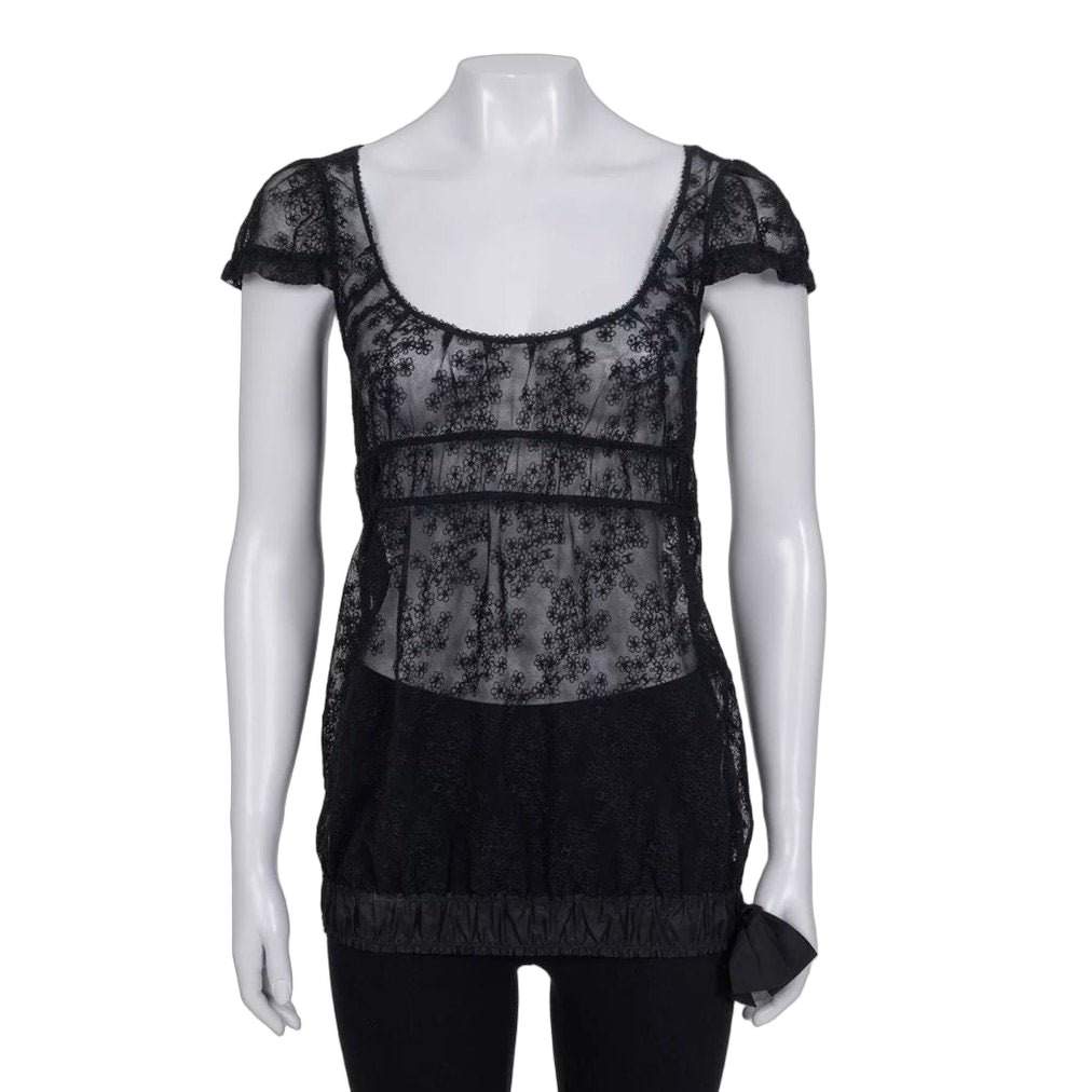 Chanel Chanel Elegant Black Lace Top with Bow - Size S / FR36 Pre-owned Black Lace Good - Front View