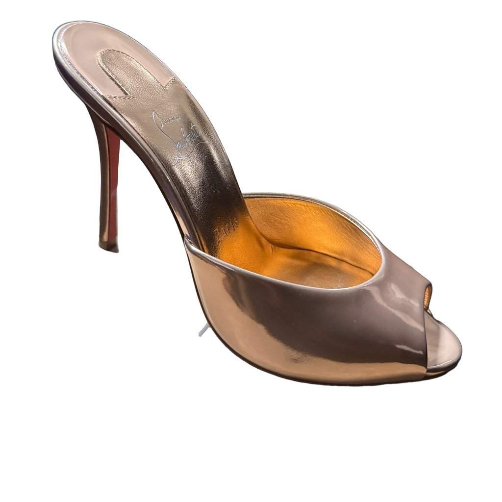 Christian Louboutin Me Dolly 100 Gold Never worn - Front View