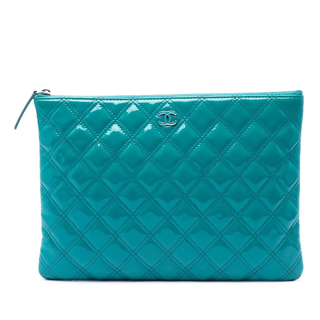Chanel Medium Quilted Patent O Case Clutch Blue Leather Very good - Front View