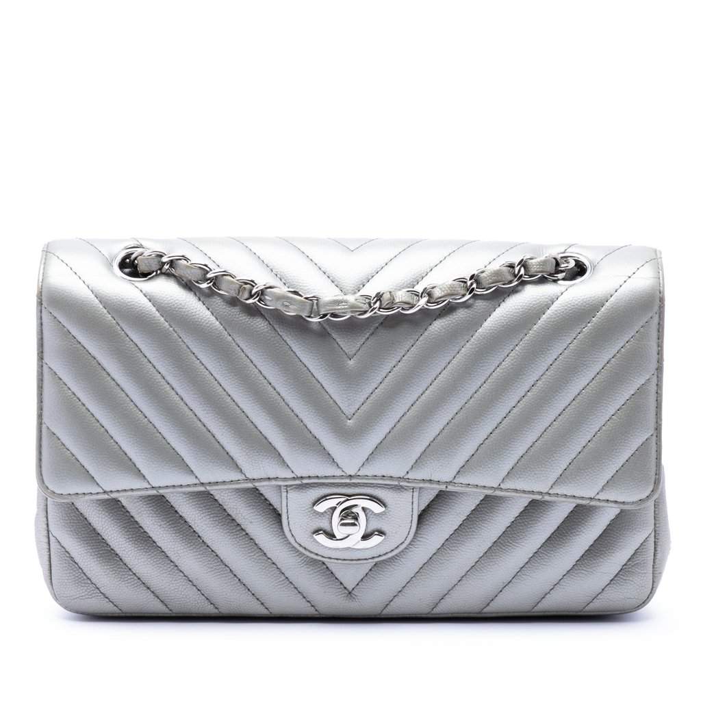 Chanel Medium Classic Chevron Metallic Caviar Double Flap Silver Leather Very good - Front View
