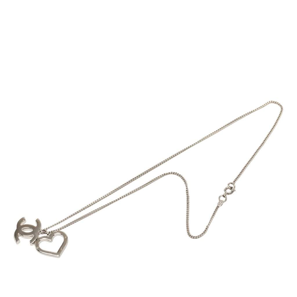 Chanel CC Brass Heart Pendant Necklace Silver Metal Very good - Front View