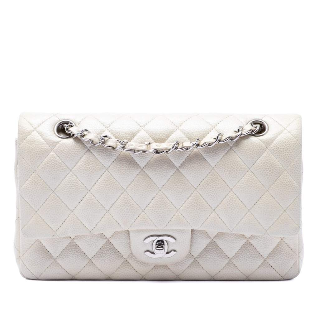 Chanel Medium Classic Caviar Double Flap White Leather Very good condition - Front View