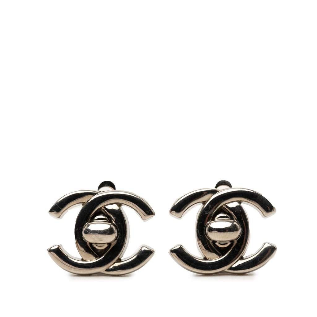 Chanel CC Brass Turn Lock Clip On Earrings Silver Metal Very good condition - Front View