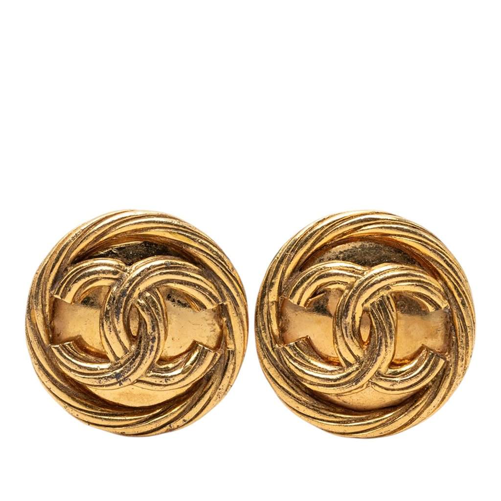 Chanel CC Gold Plated Round Clip On Earrings Gold Metal Very good condition - Front View