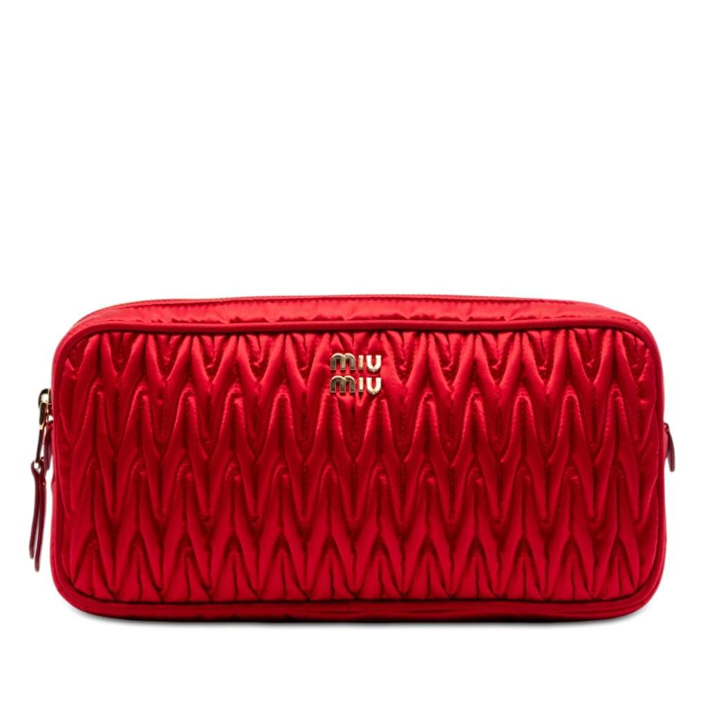 Miu Miu Nappa Matelasse Clutch Red Leather Very good - Front View