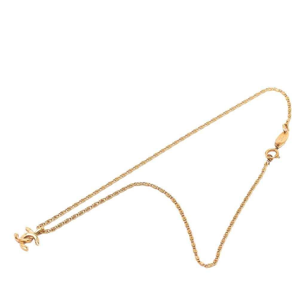 Chanel CC Gold Plated Pendant Necklace Gold Metal Very good condition - Front View