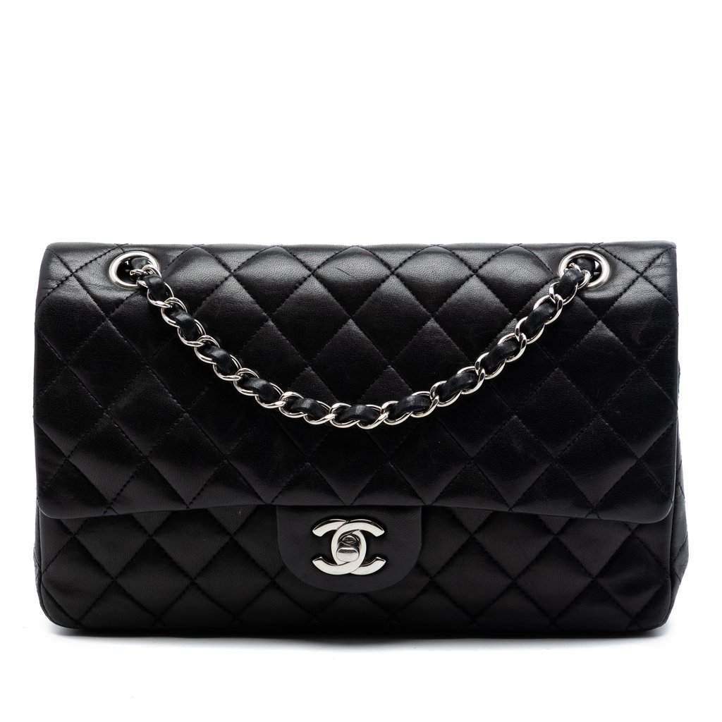Chanel Medium Classic Lambskin Double Flap Black Leather Very good condition - Front View