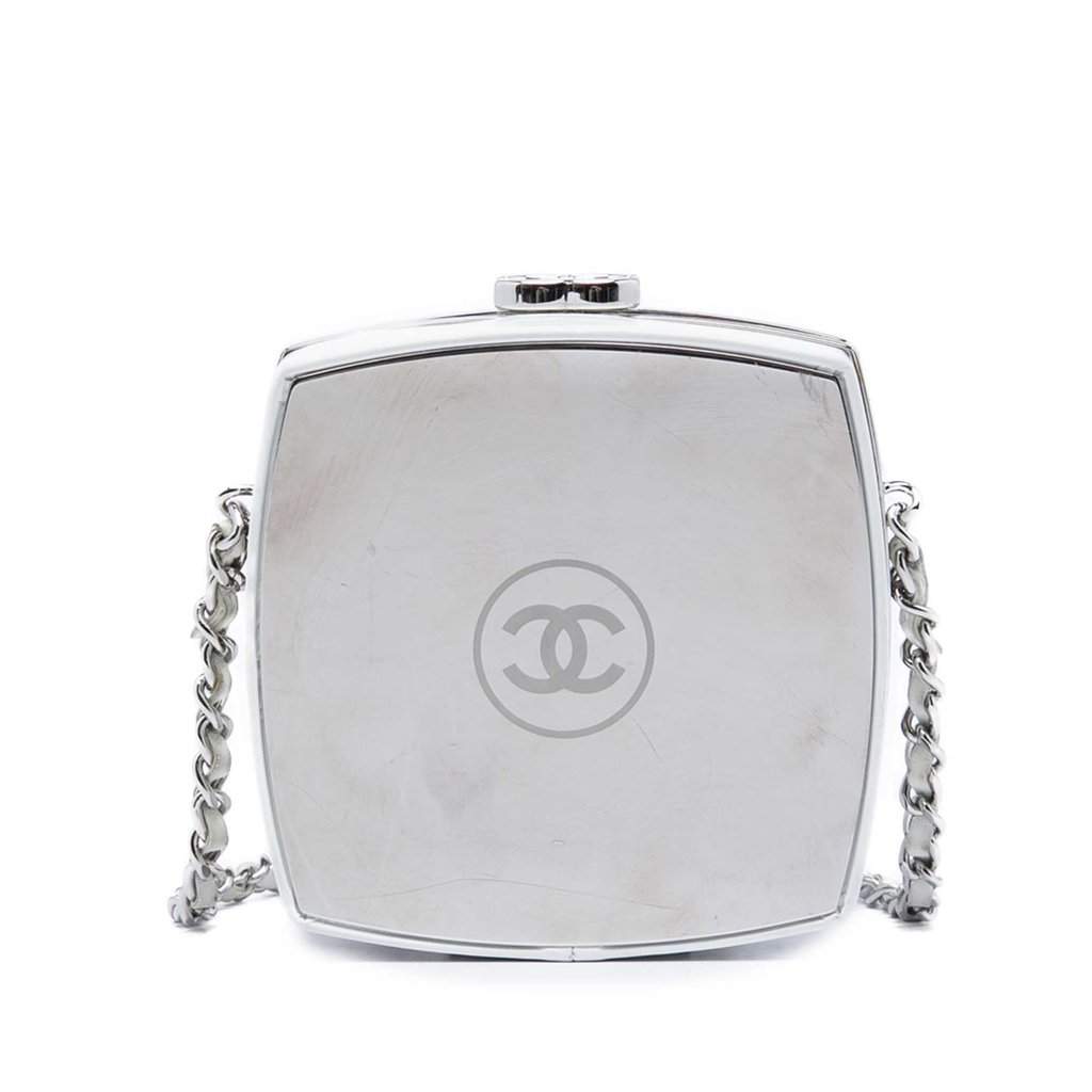 Chanel Patent Goatskin Make Up Box Clutch With Chain White Leather Very good - Front View