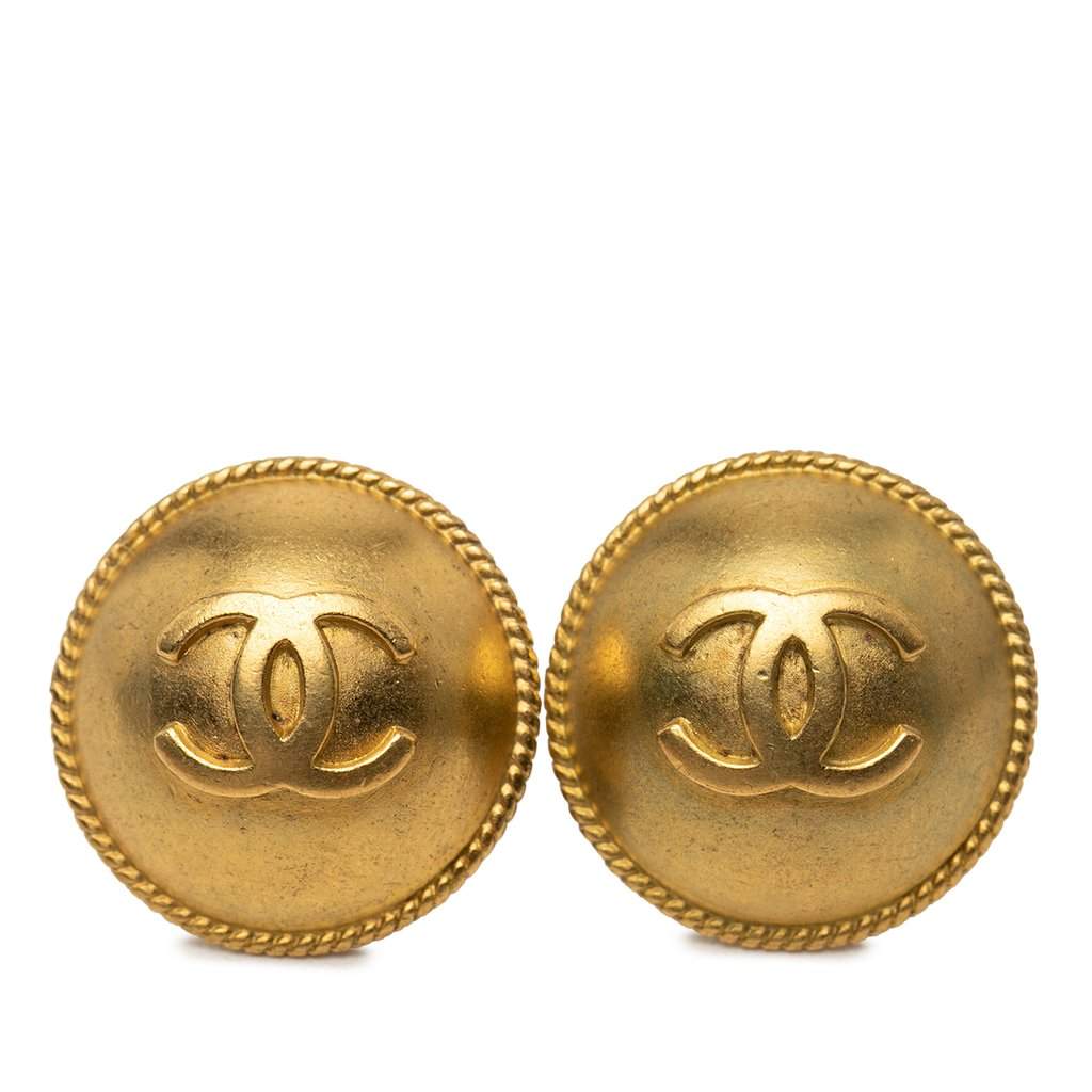 Chanel CC Gold Plated Round Clip On Earrings Gold Metal Very good condition - Front View