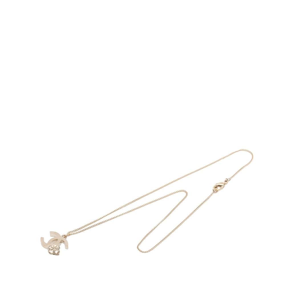 Chanel CC Gold Plated Camellia Pendant Necklace Gold Metal Very good condition - Front View