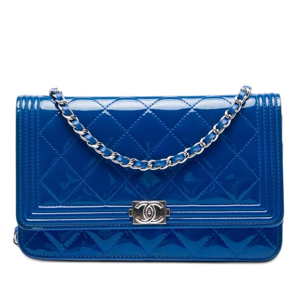 Chanel Quilted Patent Boy Wallet on Chain Blue Leather Very good condition - Front View