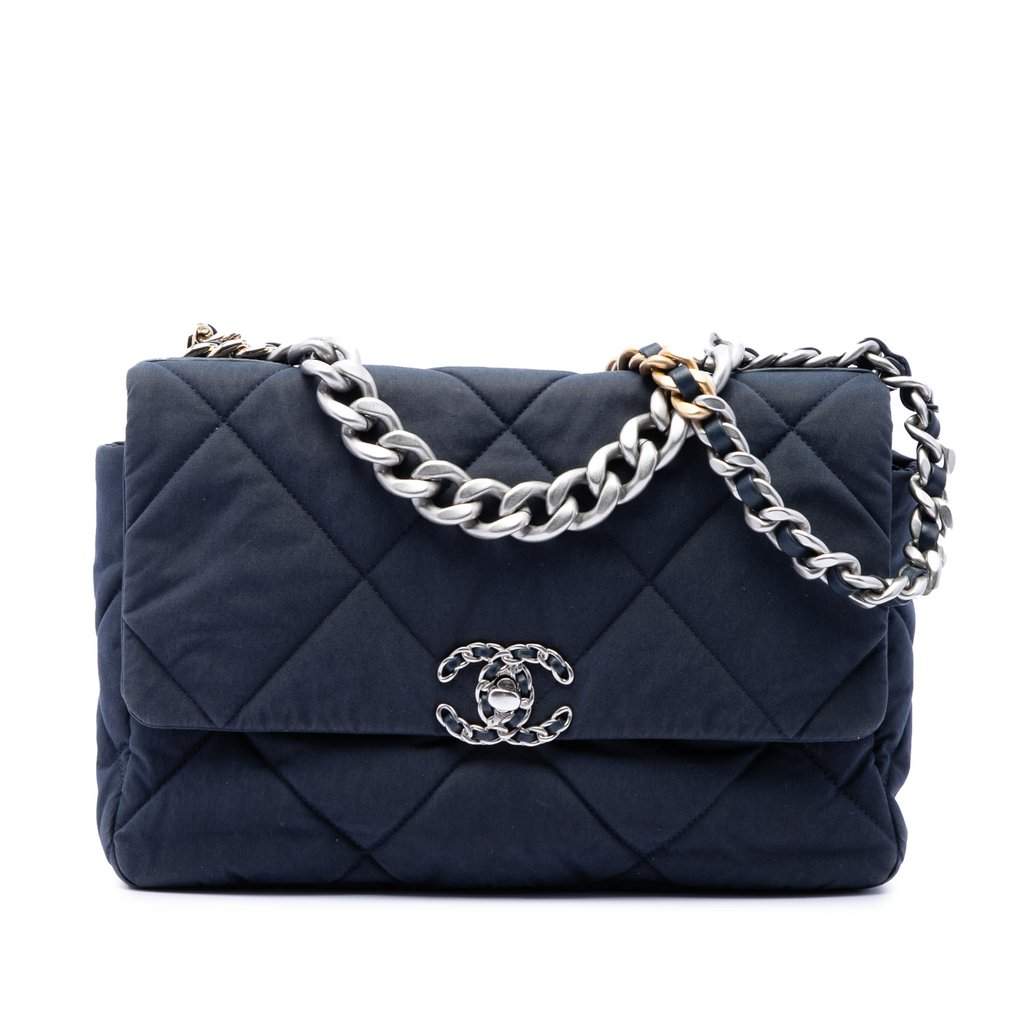 Chanel Large Canvas 19 Flap Blue Very good condition - Front View