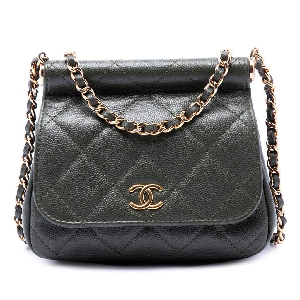 Chanel Small CC Quilted Caviar Bar Flap Clutch With Chain Green Leather Very good condition - Front View