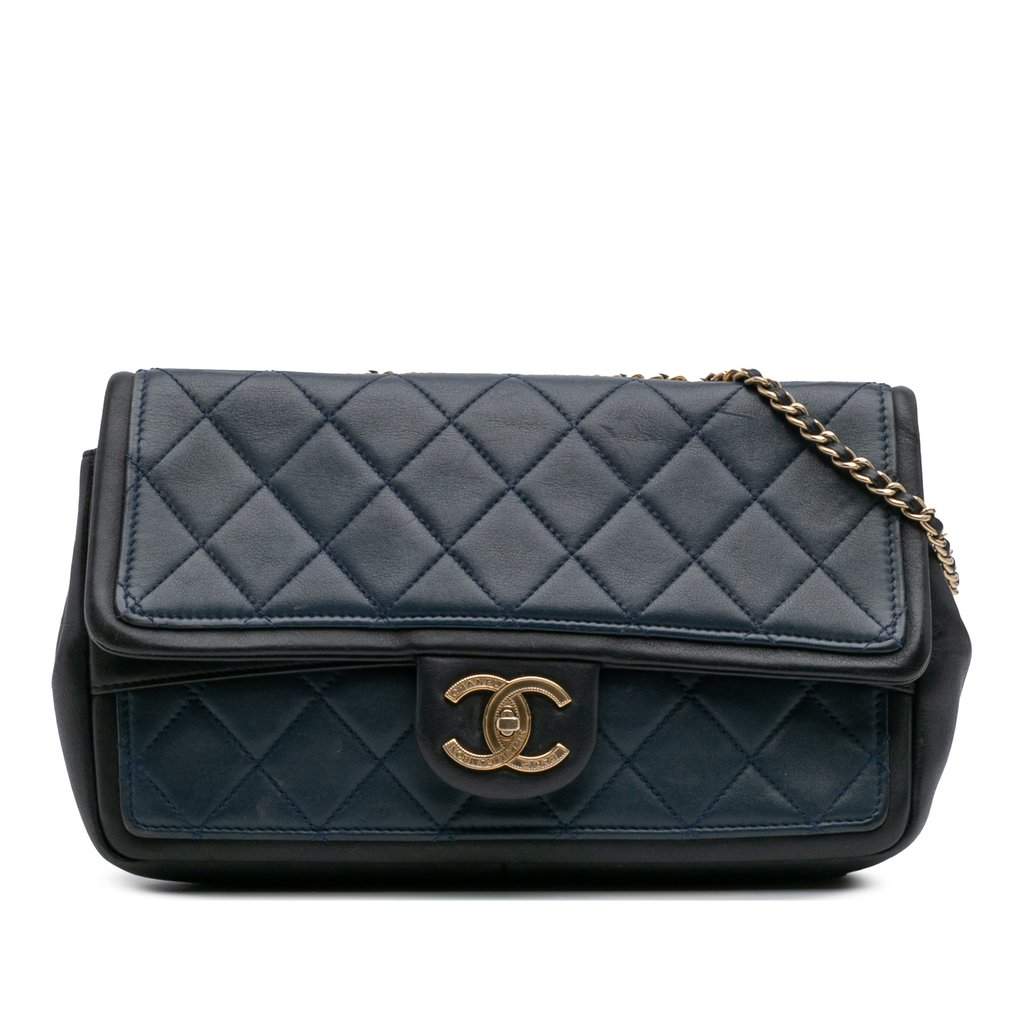Chanel Medium Bicolor Calfskin Graphic Flap Blue Leather Very good - Front View
