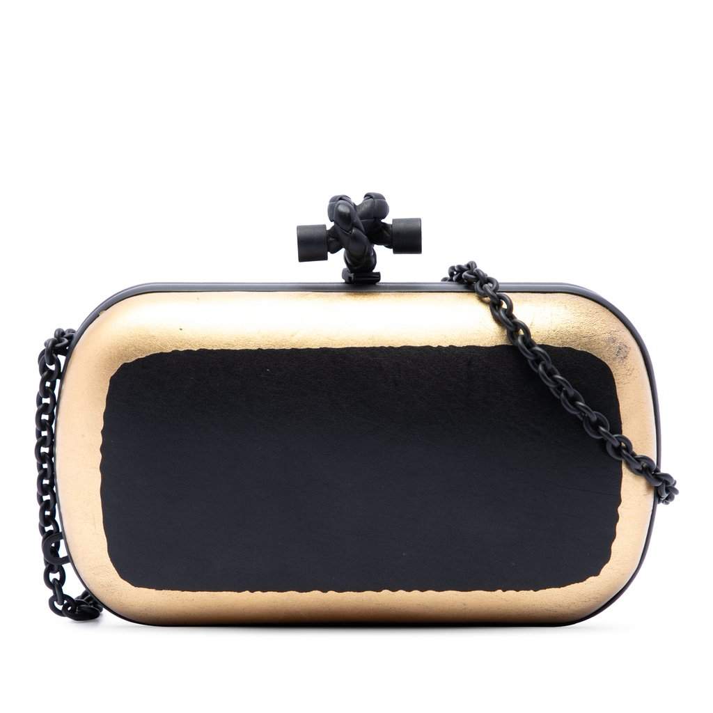 Bottega Veneta Bicolor Gilded Waxed Leather Knot Clutch with Chain Black Leather Very good condition - Front View