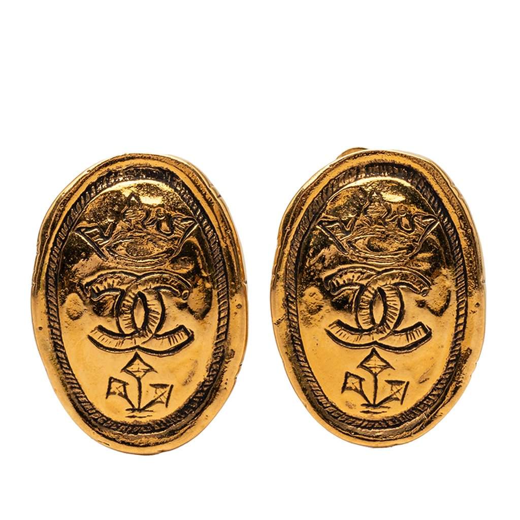 Chanel CC Gold Plated Oval Crown Earrings Gold Metal Very good condition - Front View