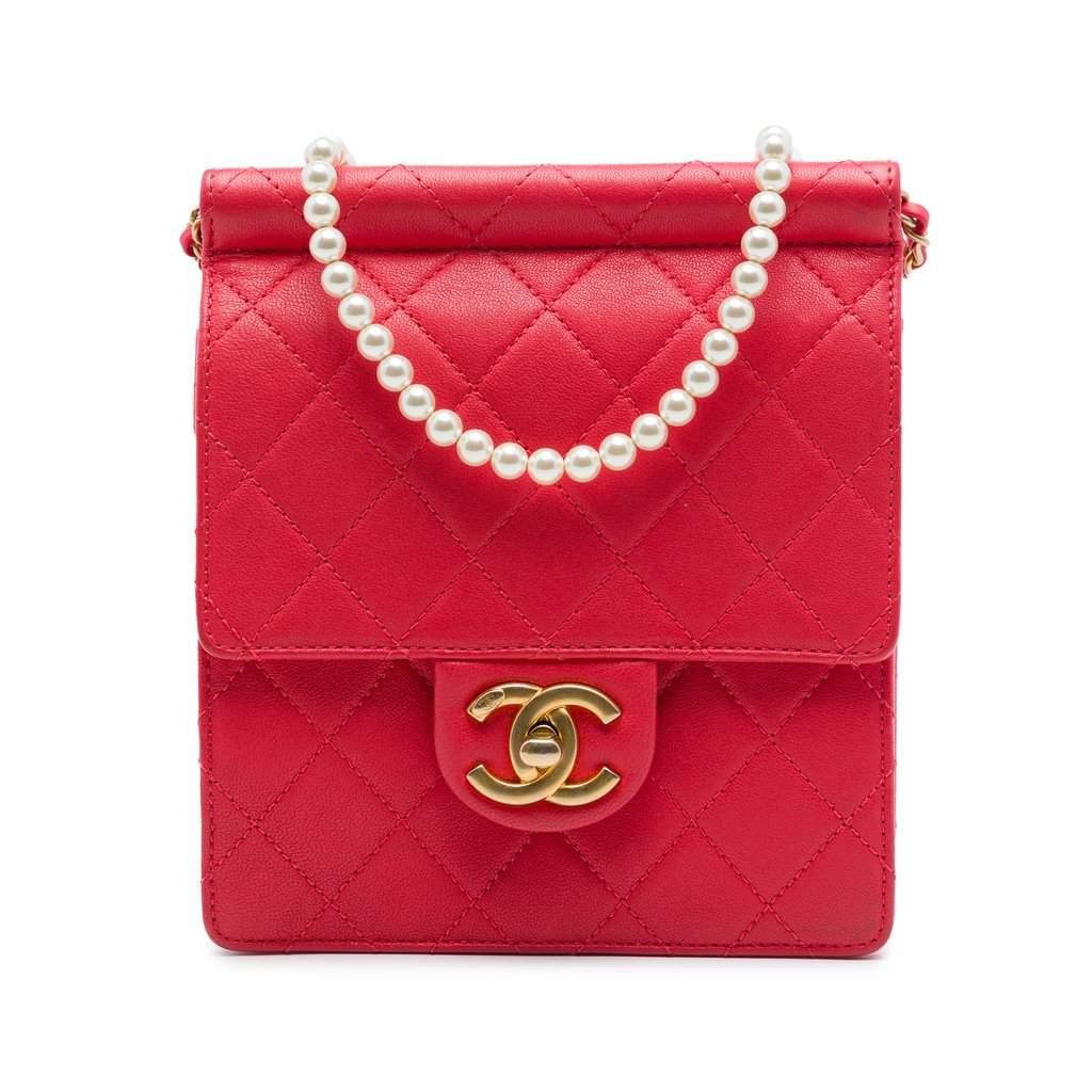 Chanel Small Quilted Lambskin Chic Pearls Flap Red Leather Very good condition - Front View