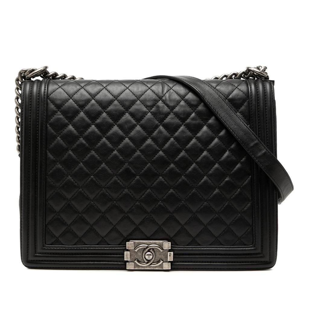 Chanel Large Quilted Lambskin Boy Flap Black Leather Very good - Front View