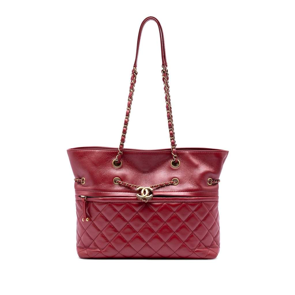 Chanel CC Quilted Calfskin Front Zip Drawstring Chain Tote Red Leather Very good - Front View