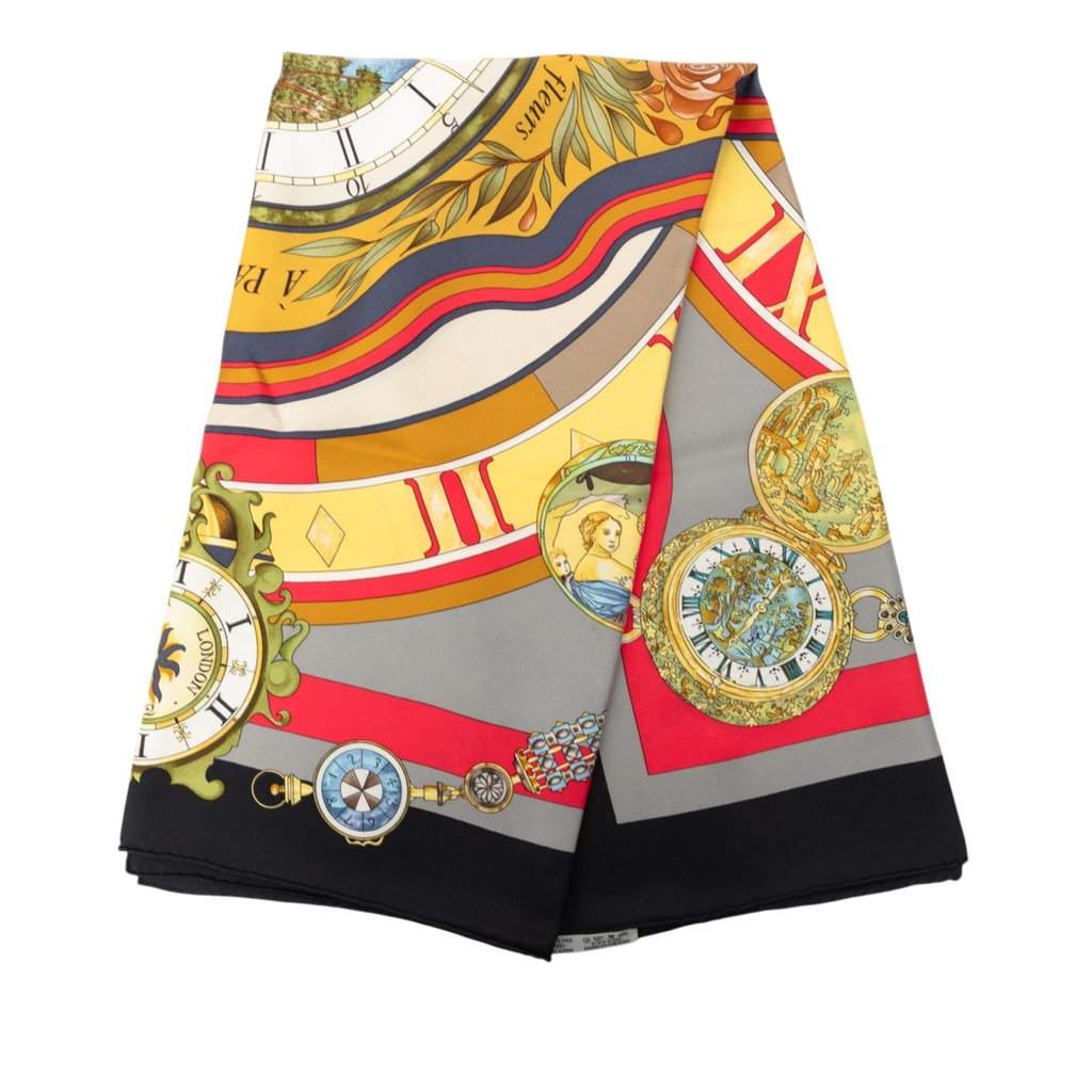 Hermès Parmi Les Fleurs Je Compte Les Heures Silk Scarf 90 MultiColor Very good condition - Front View