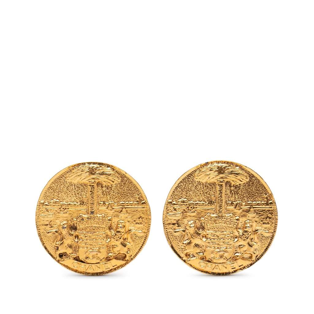 Chanel Gold Plated Crest Round Clip On Earrings Gold Metal Very good - Front View