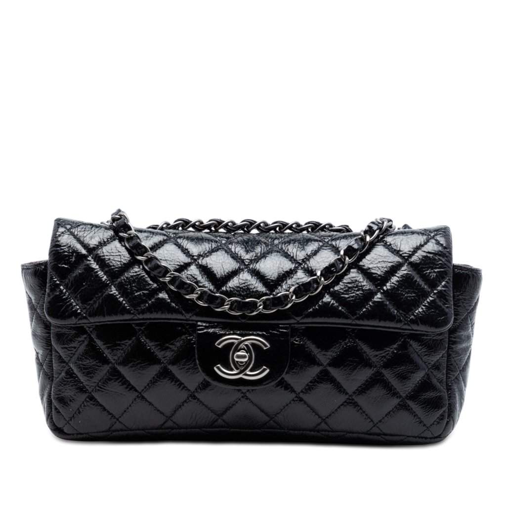 Chanel Quilted Crinkled Patent East West Single Flap Black Leather Good condition - Front View