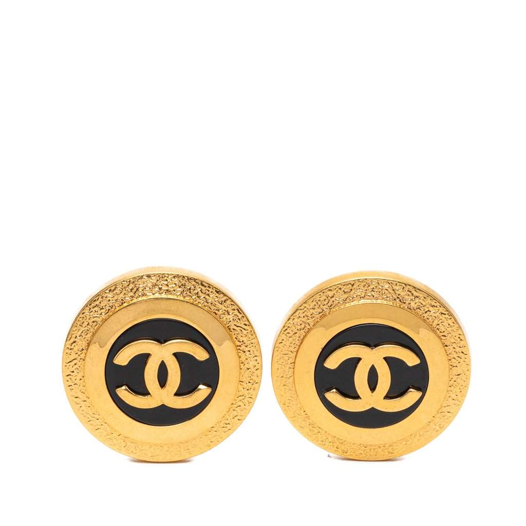 Chanel CC Gold Plated Resin Round Button Clip On Earrings Gold Metal Very good condition - Front View