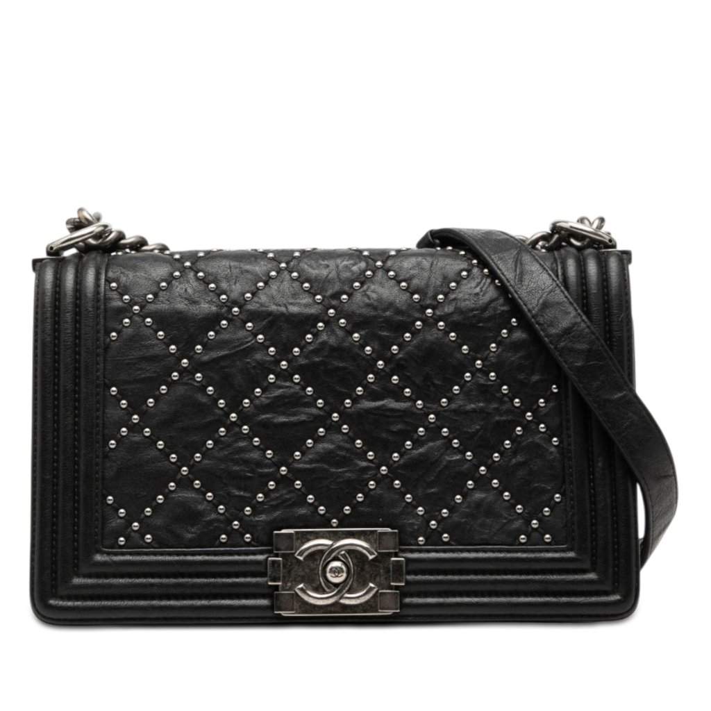 Chanel Old Medium Quilted Crumpled Calfskin Studded Boy Flap Black Leather Very good condition - Front View