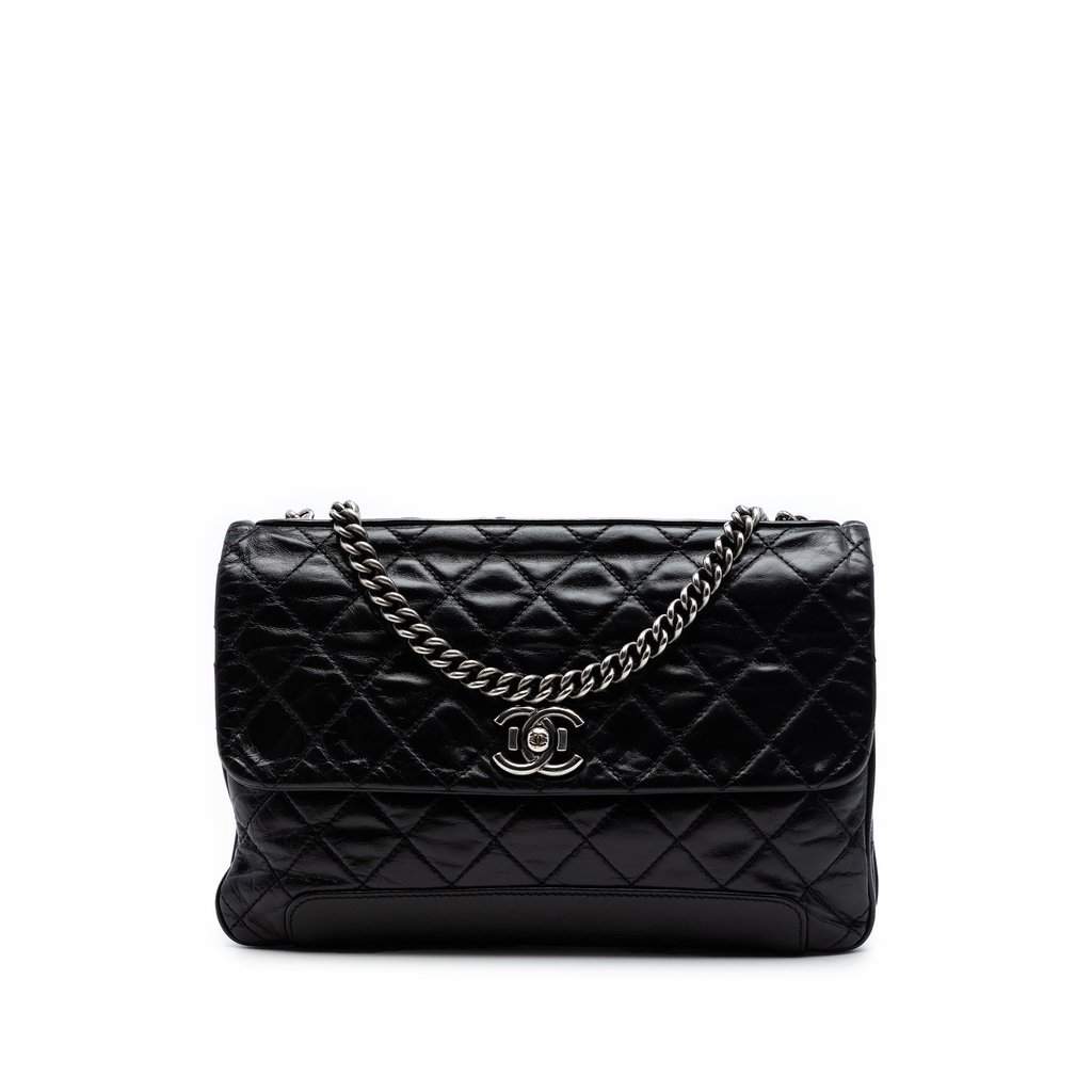Chanel CC Quilted Glazed Calfskin Flap Black Leather Very good condition - Front View