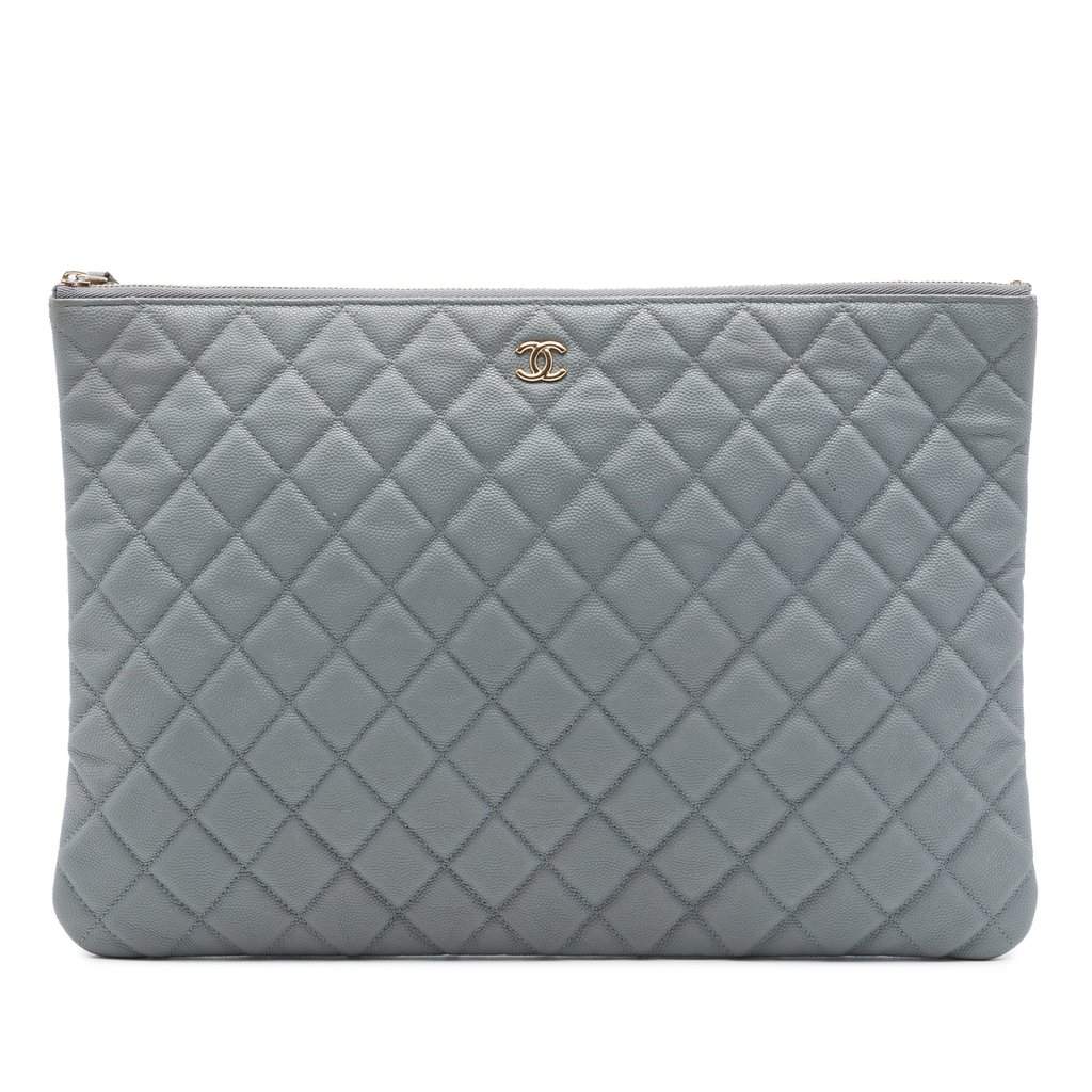 Chanel Large Quilted Caviar O Case Clutch MultiColor Leather Very good - Front View