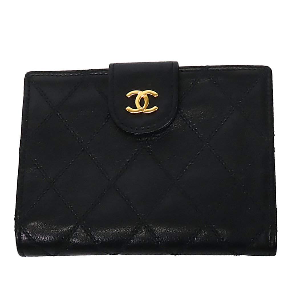 Chanel CC Quilted Lambskin Bifold Compact Wallet Black Leather Very good condition - Front View