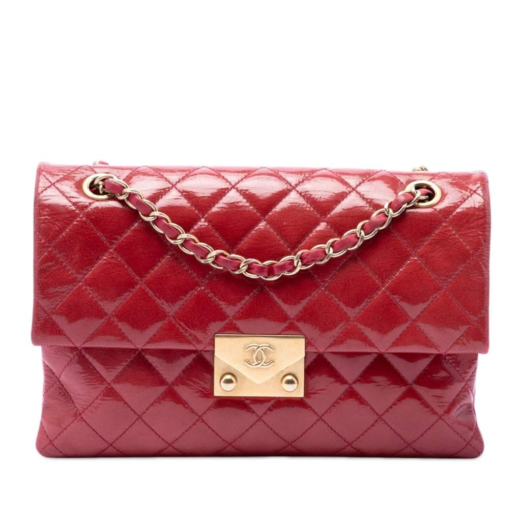 Chanel Quilted Patent Goatskin Pagoda Accordion Flap Red Leather Very good condition - Front View