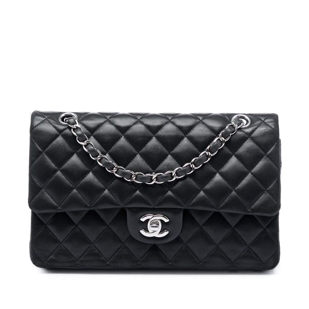 Chanel Medium Classic Lambskin Double Flap Black Leather Very good condition - Front View