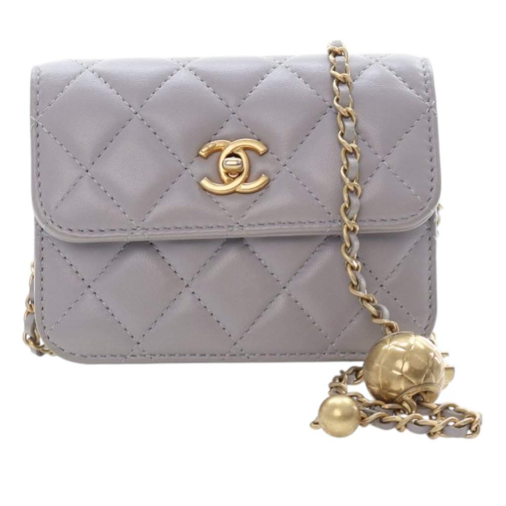 Chanel Mini Quilted Lambskin Pearl Crush Clutch with Chain Other Leather Very good condition - Front View