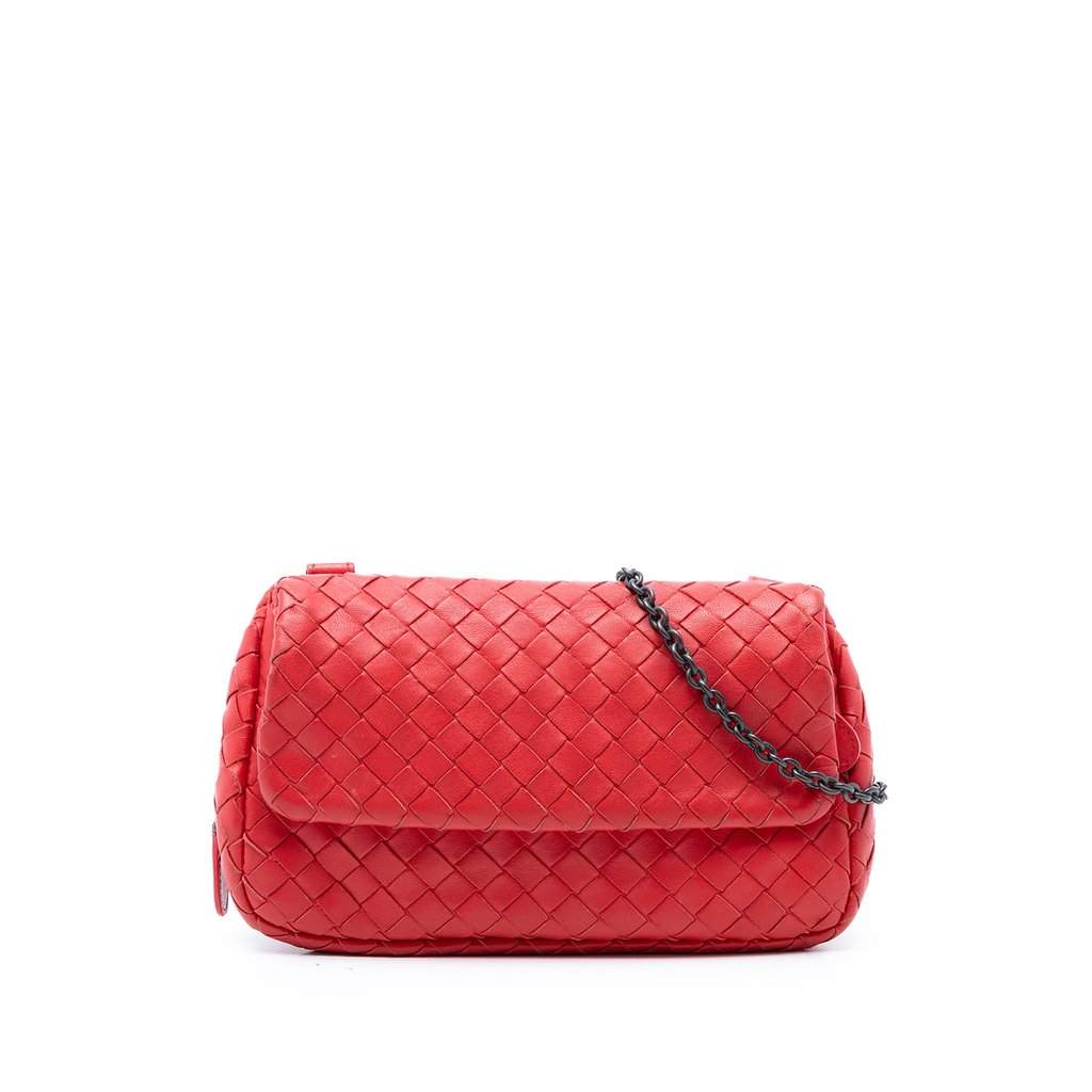 Bottega Veneta Mini Nappa Intrecciato Expandable Chain Flap Crossbody Red Leather Very good condition - Front View