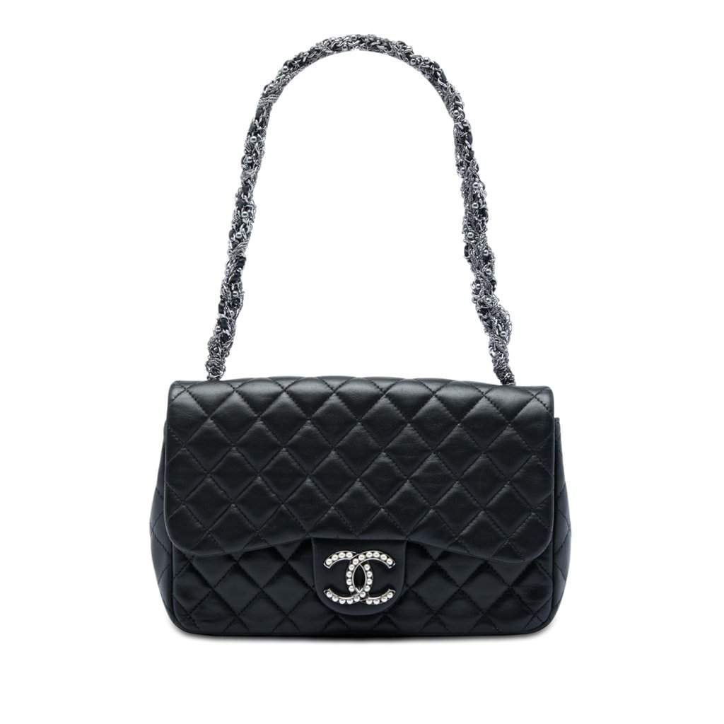 Chanel Medium Quilted Lambskin Westminster Pearl Flap Black Leather Very good - Front View
