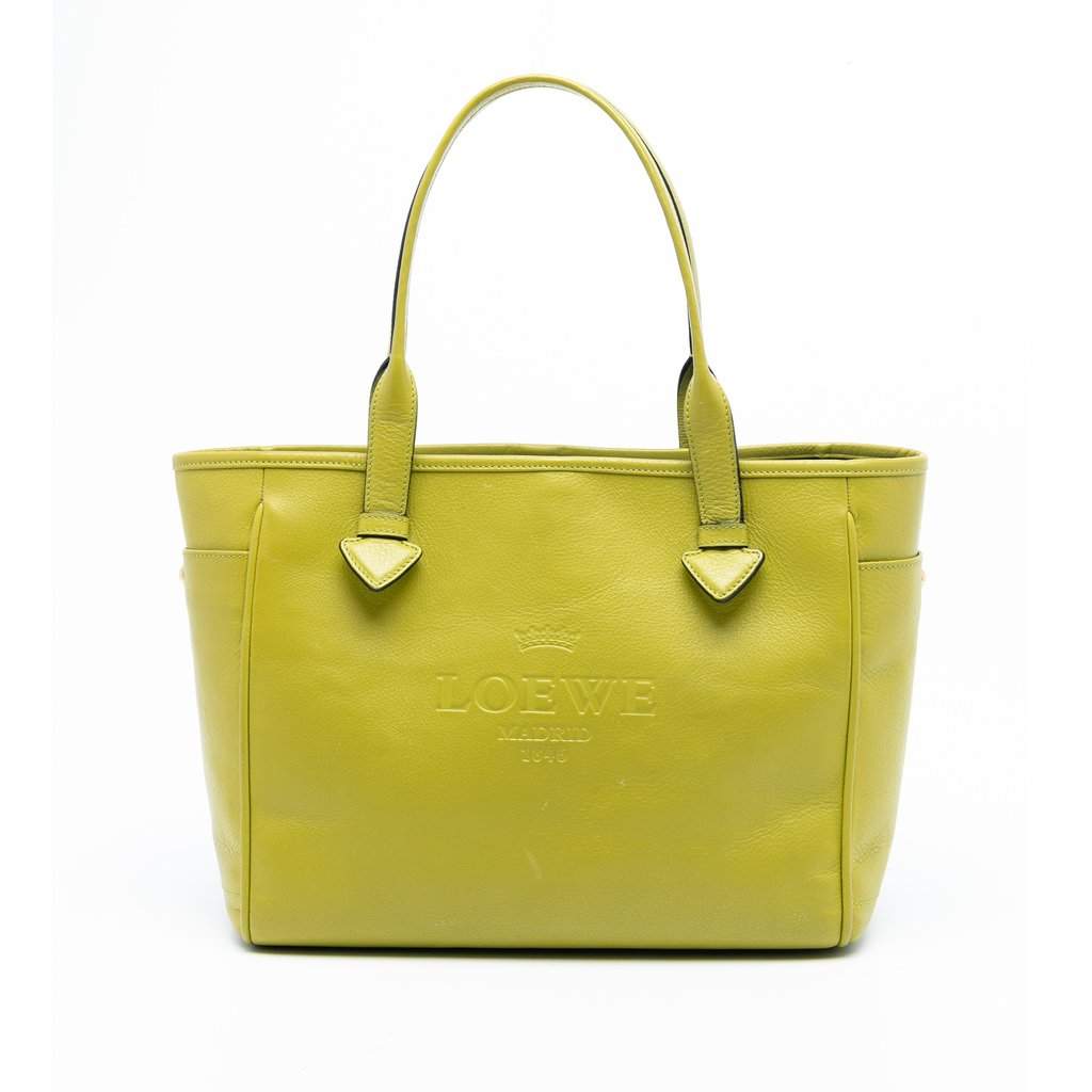 Loewe Leather Heritage Tote Green Leather Very good condition - Front View