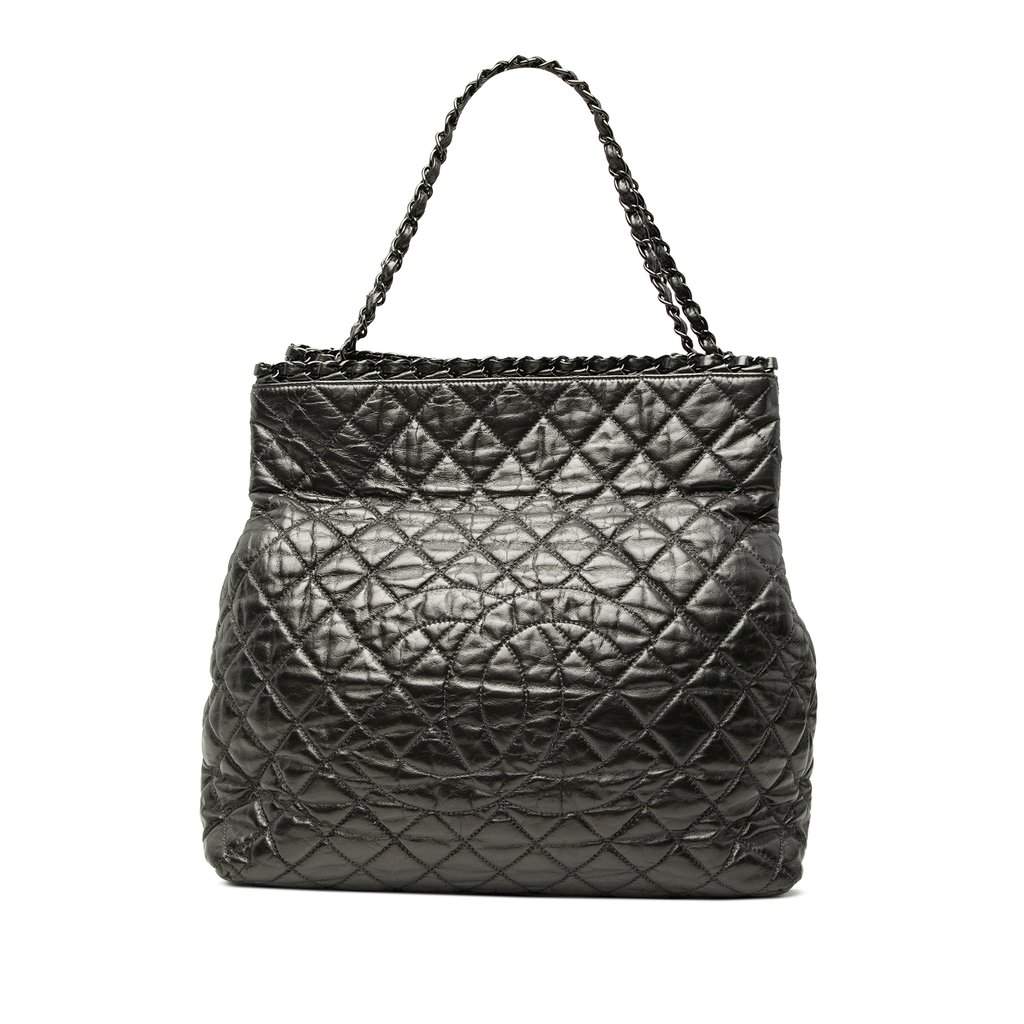 Chanel Large Glazed Calfskin Quilted Chain Me Tote Black Leather Very good condition - Front View