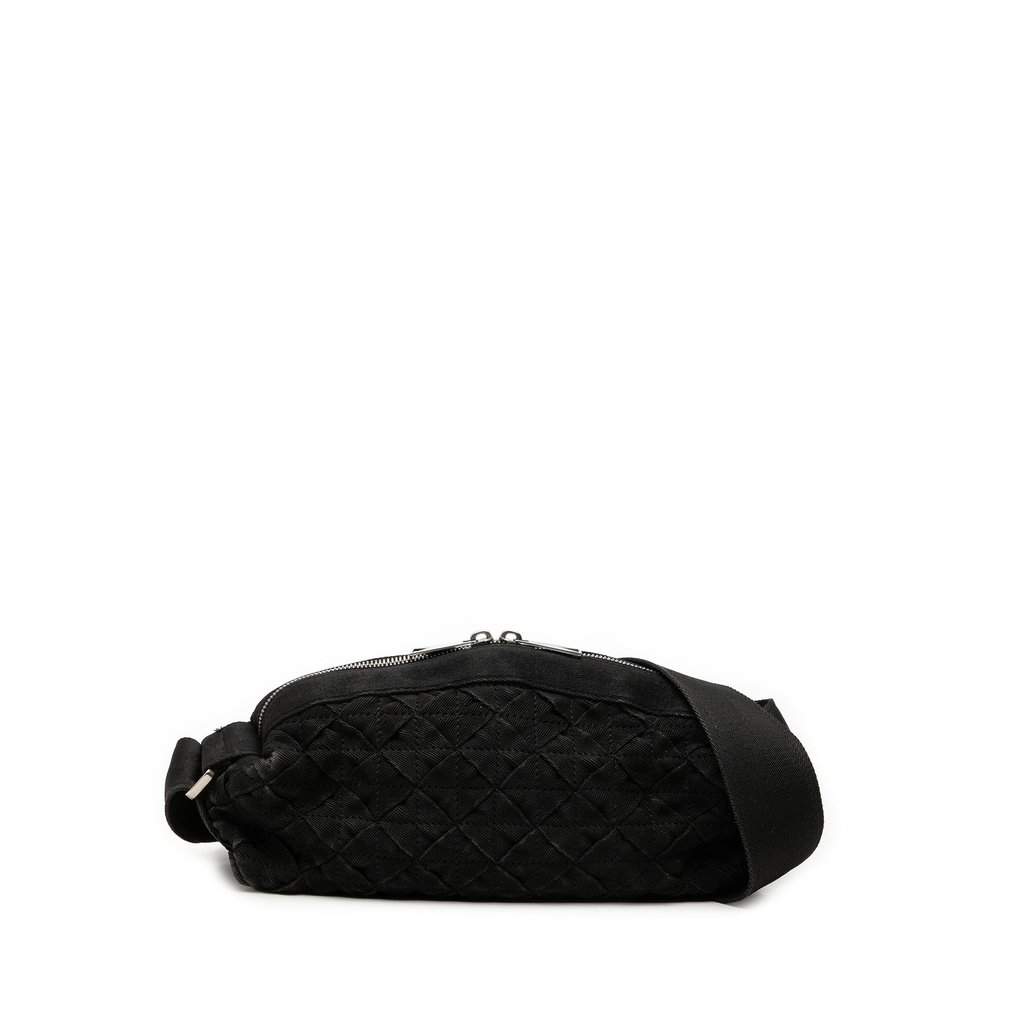 Bottega Veneta Canvas Intrecciato Webbing Belt Bag Black Very good condition - Front View