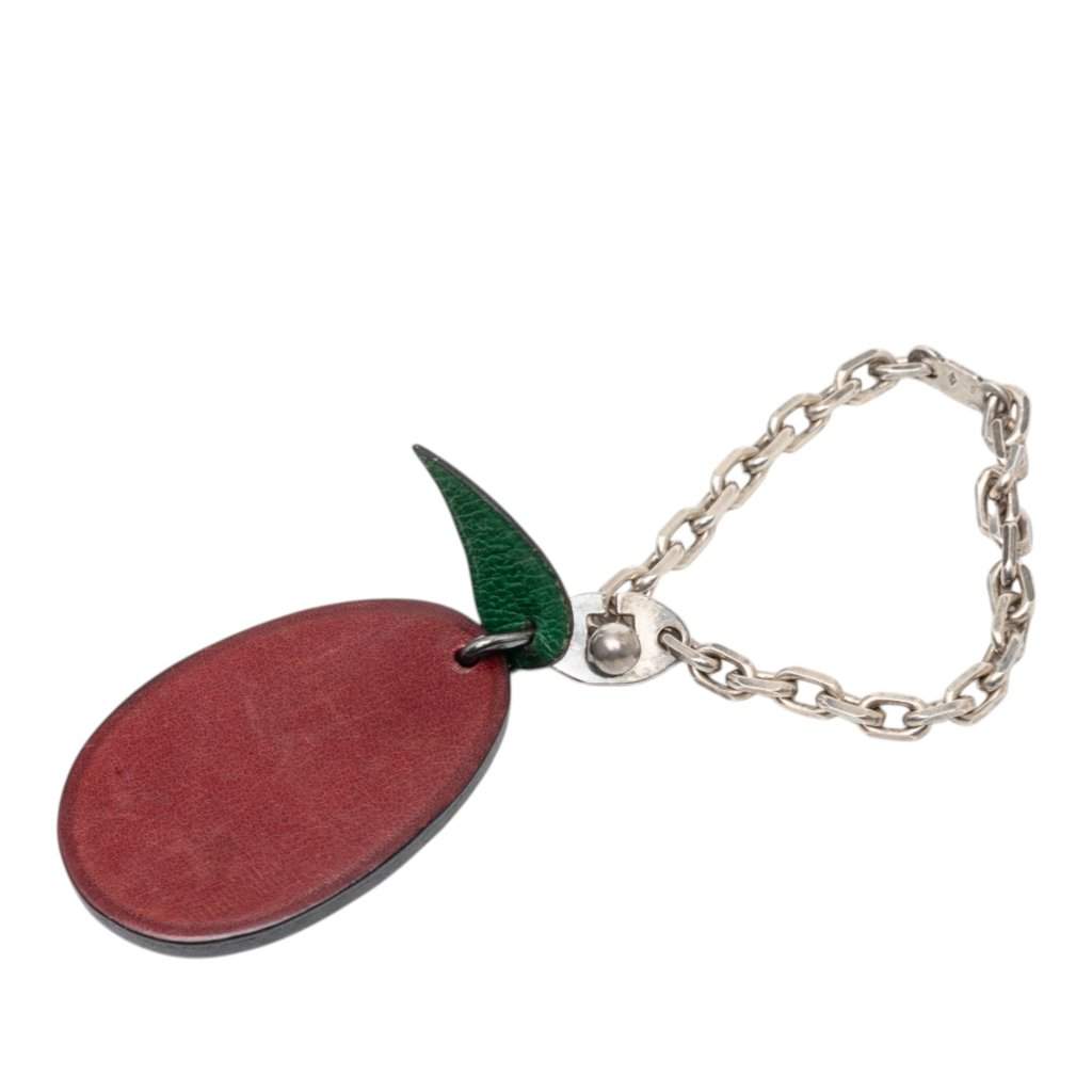 Hermès Leather Plum Bag Charm Red Leather Very good condition - Front View