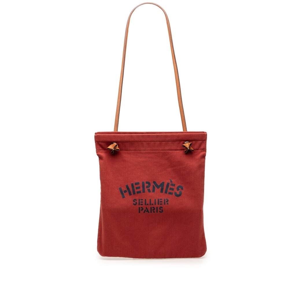 Hermès Toile Aline Grooming Bag MM Red Very good condition - Front View