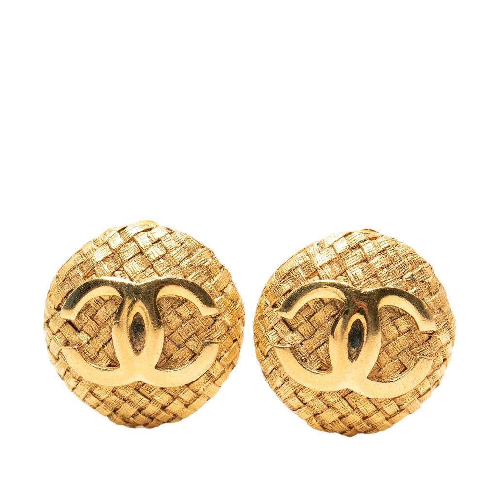 Chanel CC Gold Plated Textured Round Clip On Earrings Gold Metal Very good condition - Front View