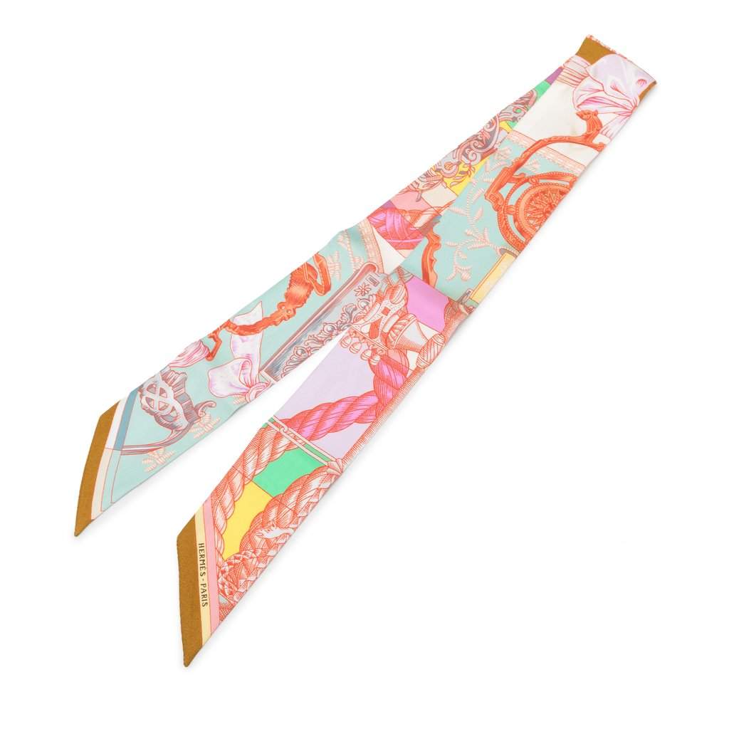 Hermès Cavalleria d Etriers Silk Twilly Scarf Pink Very good condition - Front View